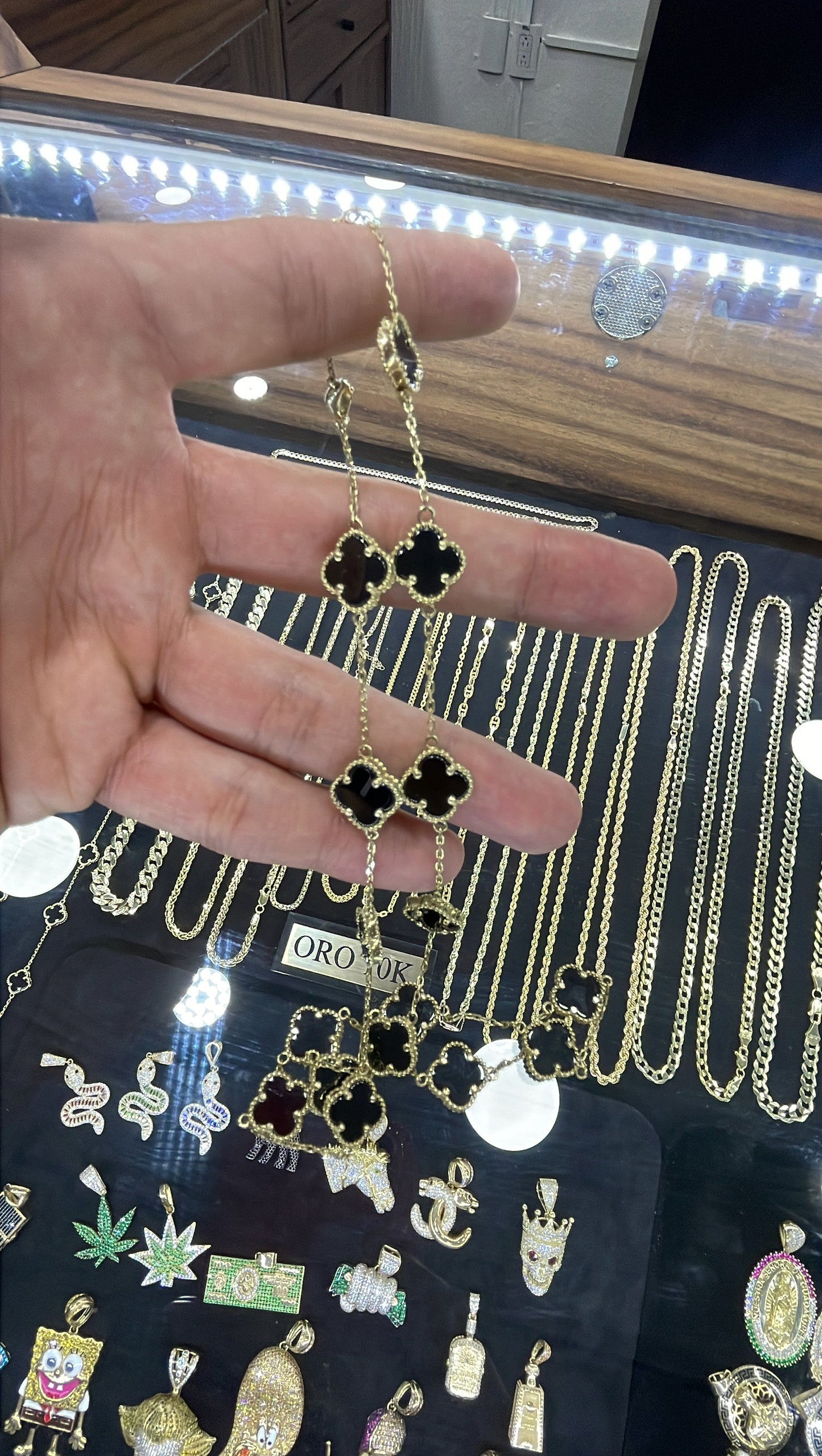 Van Cleef 10k Gold Bracelet