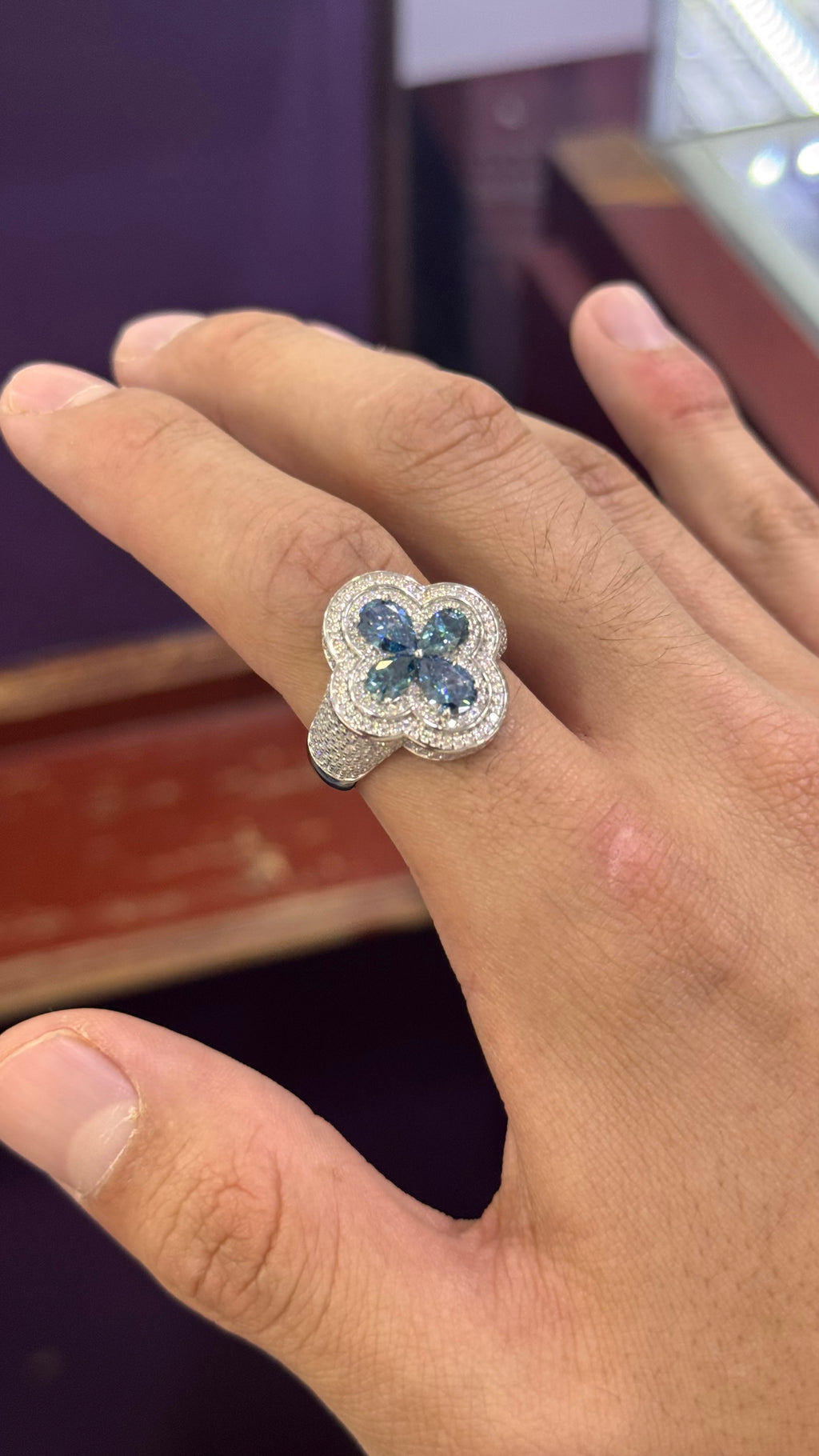 Anillo Trébol Moissanita Plata.925