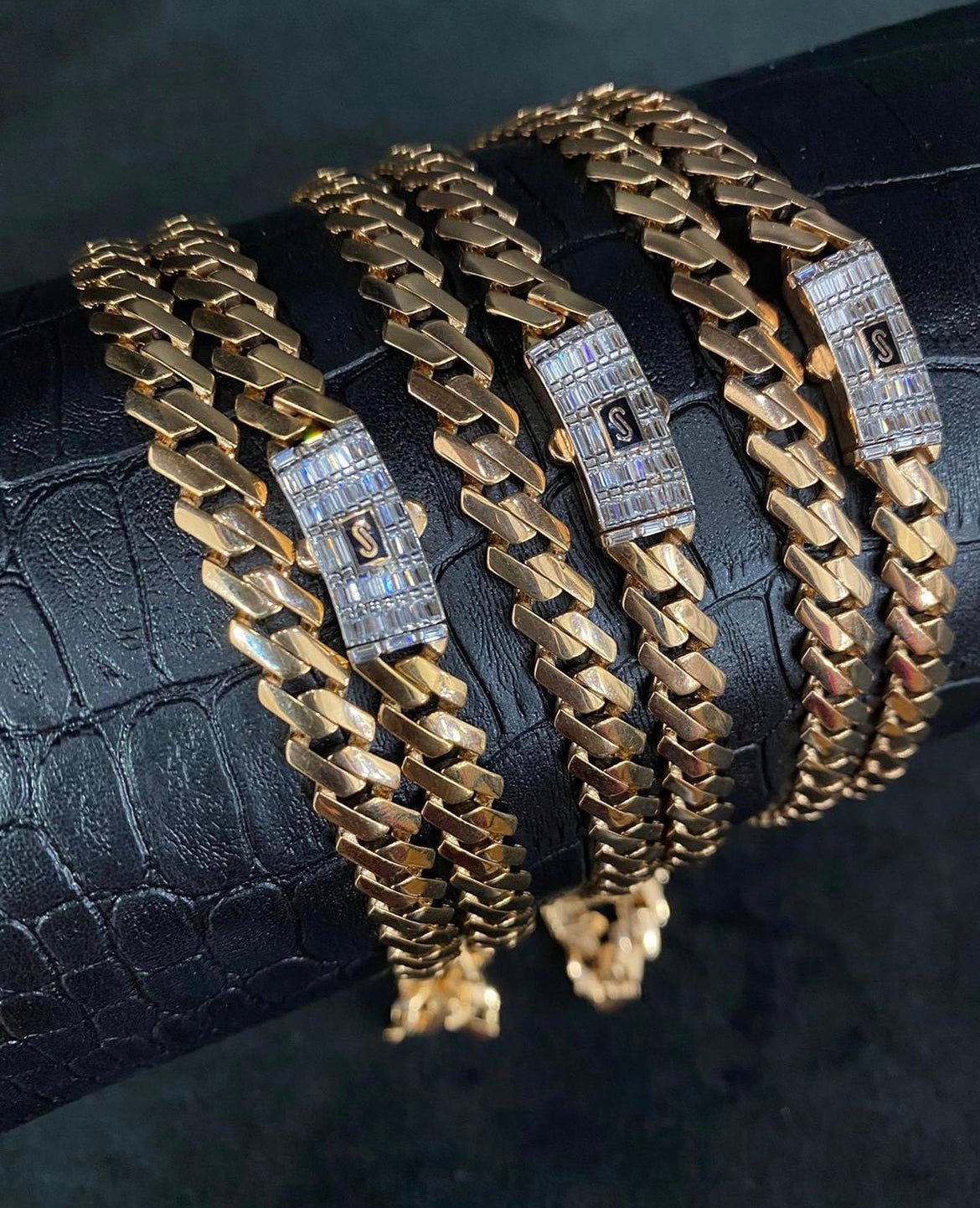10k gold Miami chain