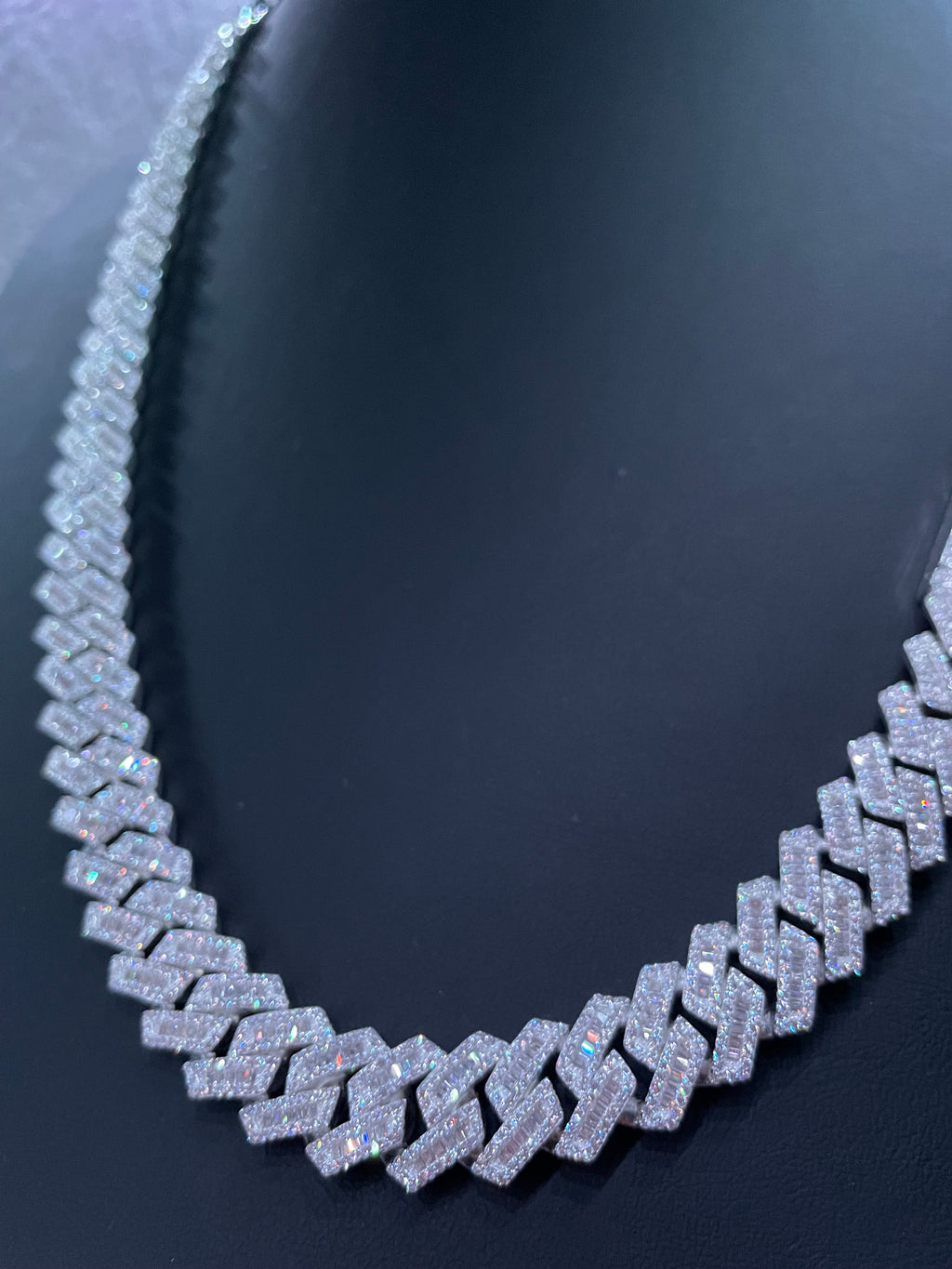 Silver baguette chain.925