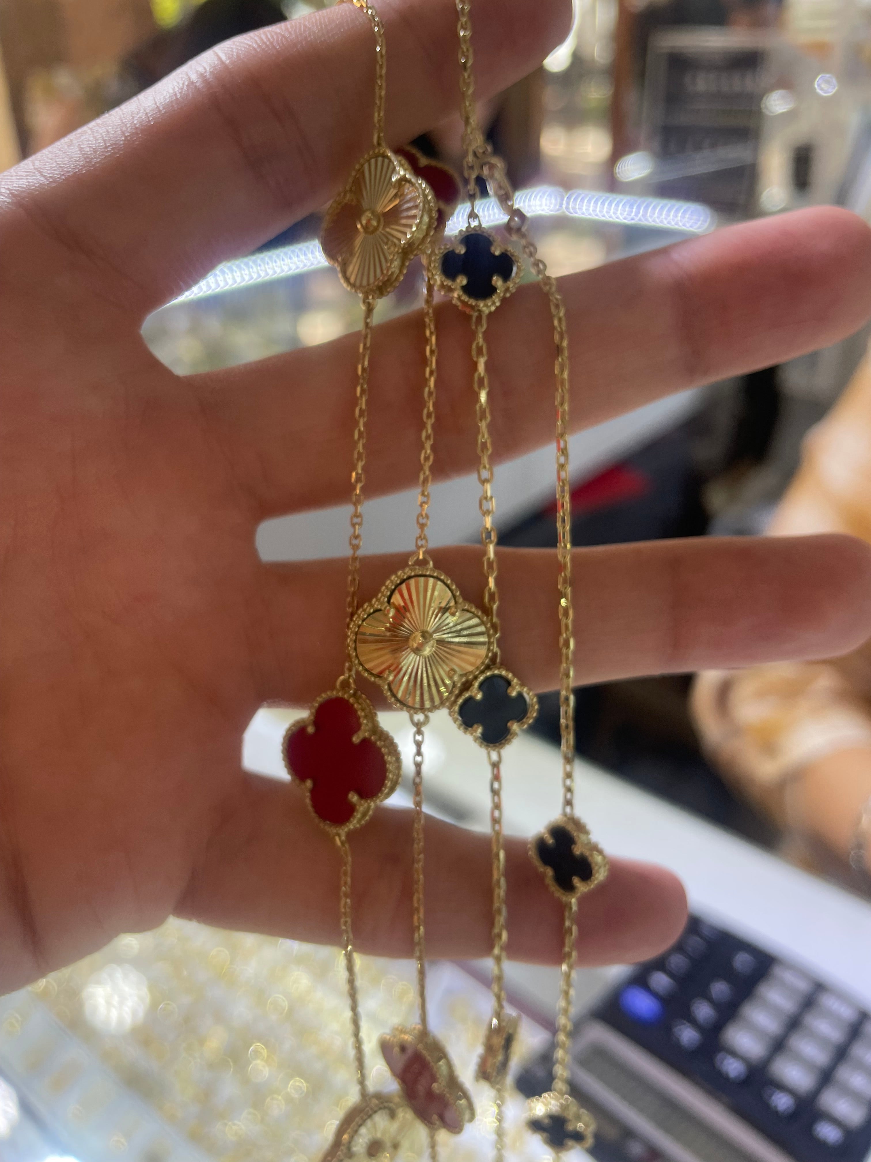 Van Cleef 10k Gold Chain