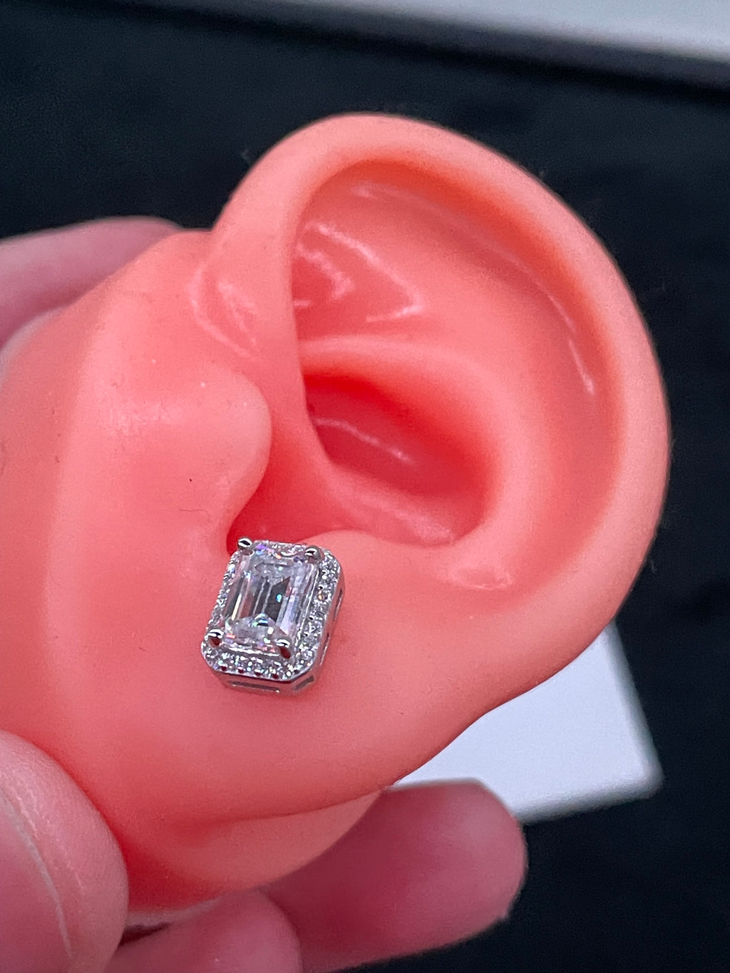 Aretes Baguette Moissanita Plata.925