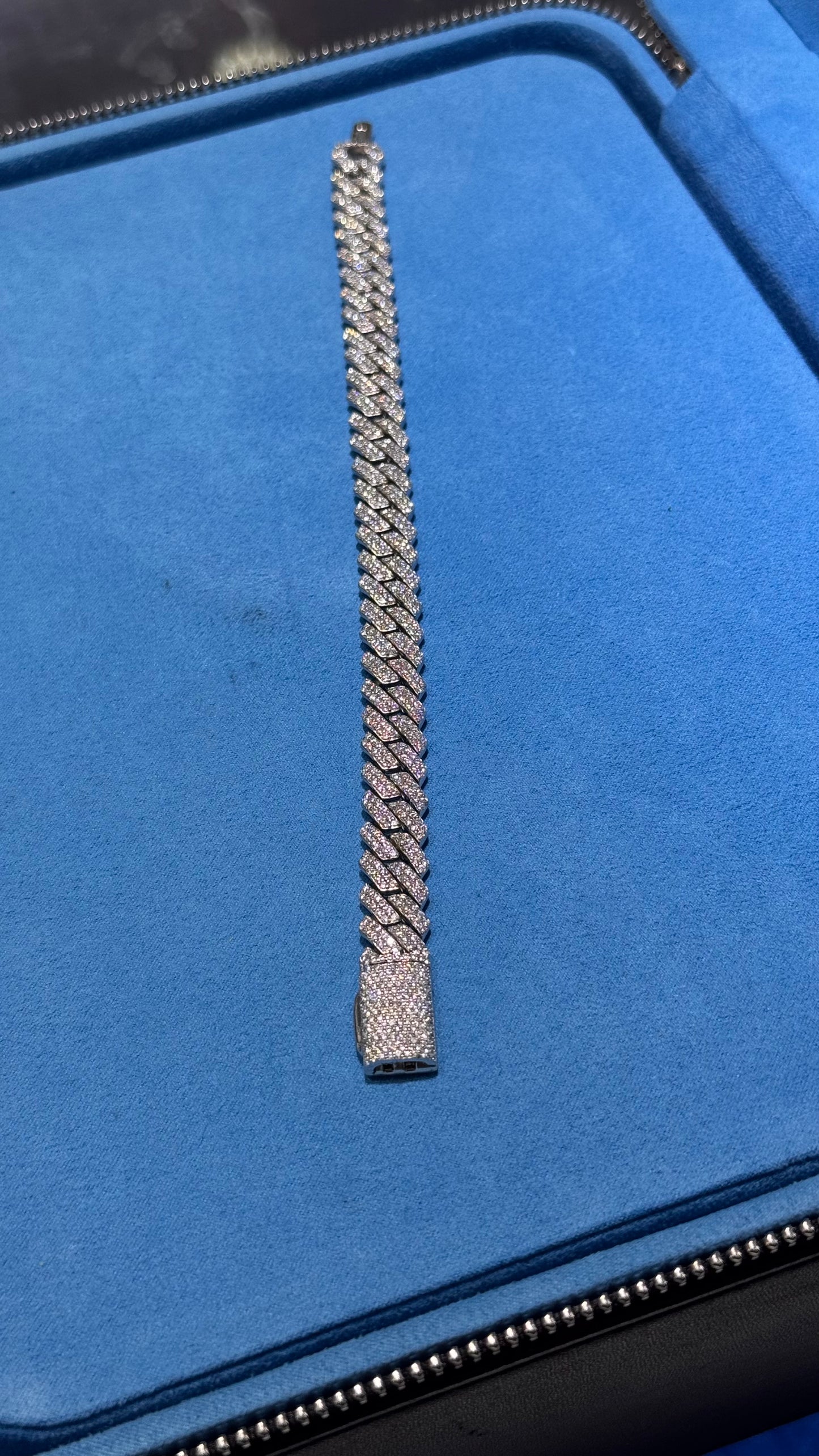 Pulso Miami Moissanite