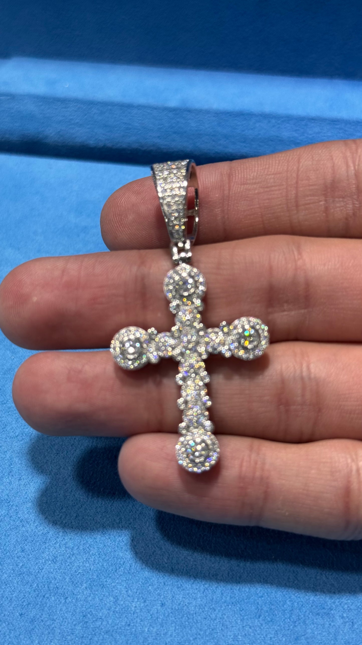 Dije Cruz Moissanita Plata.925