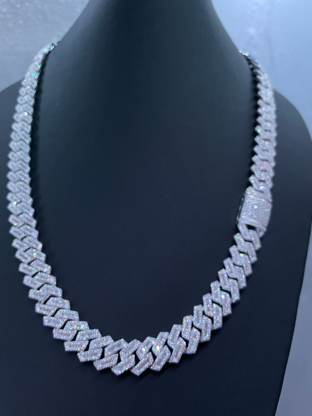 Silver baguette chain.925
