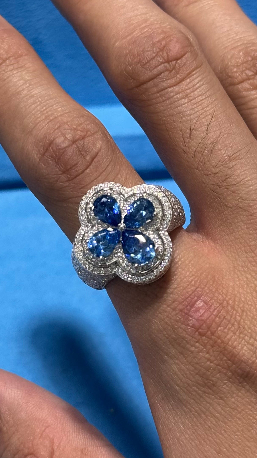 Anillo Trébol Moissanita Plata.925