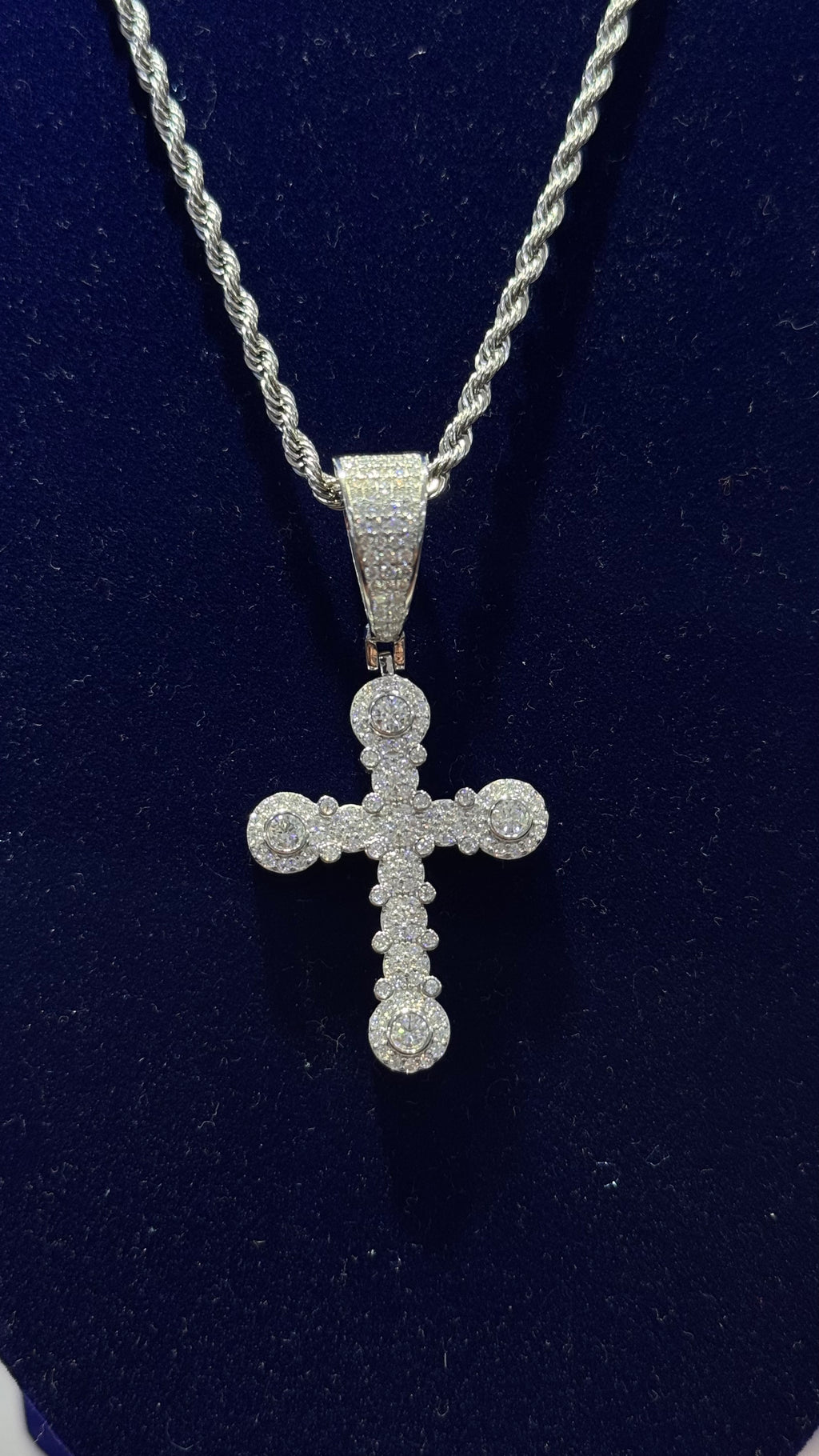 Dije Cruz Moissanita Plata.925