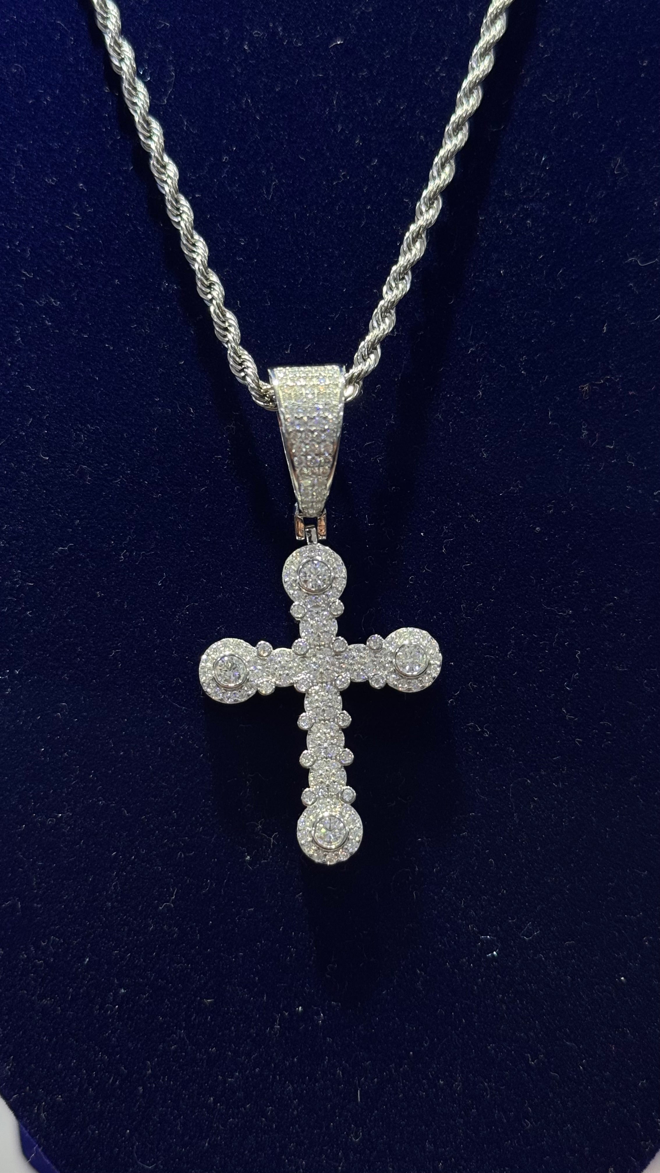 Dije Cruz Moissanita Plata.925