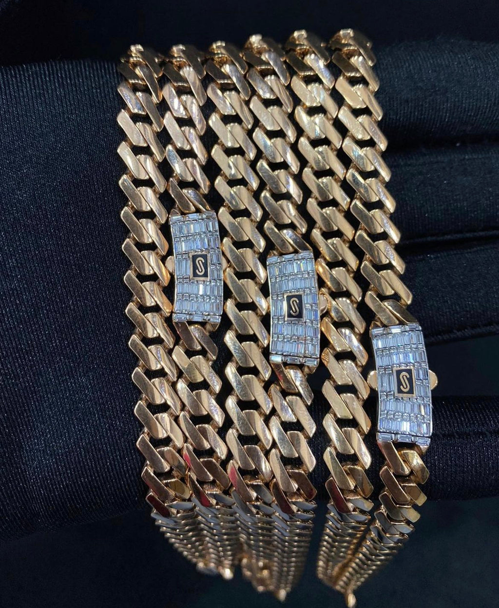 10k gold Miami chain