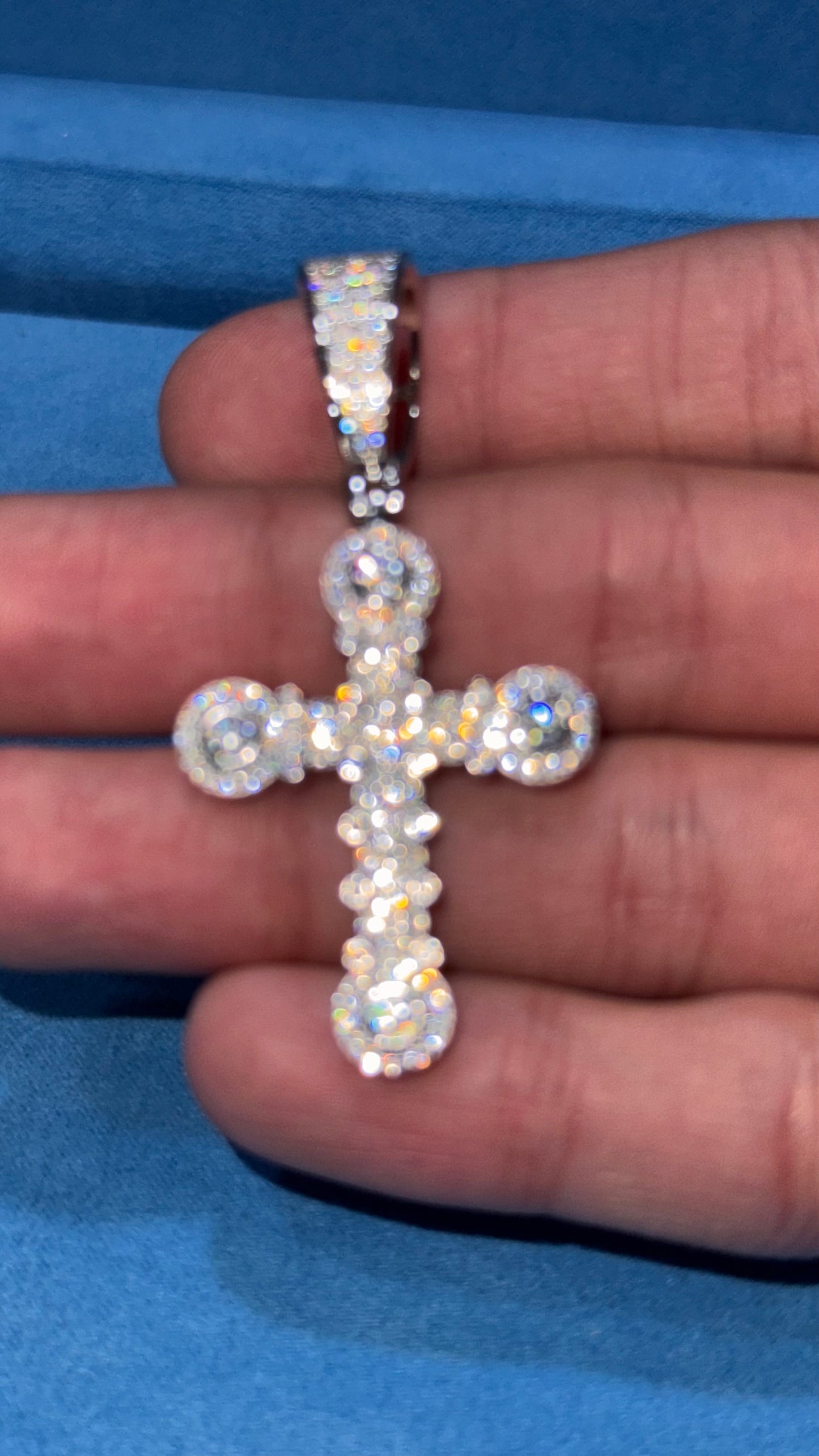 Dije Cruz Moissanita Plata.925