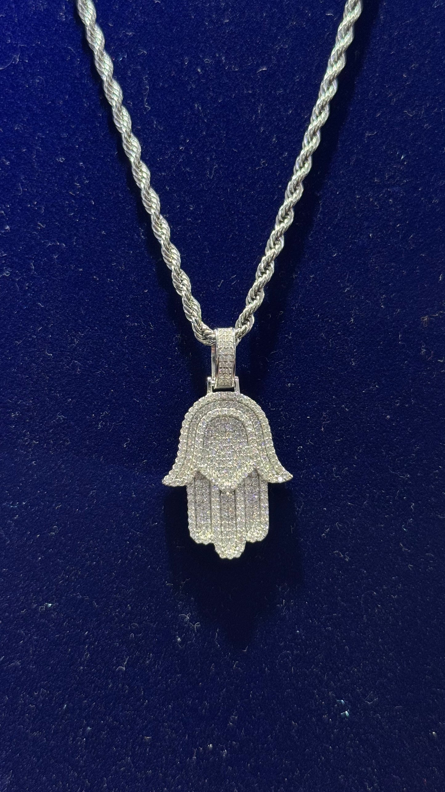 Dije Mano De Fátima Moissanita Plata.925