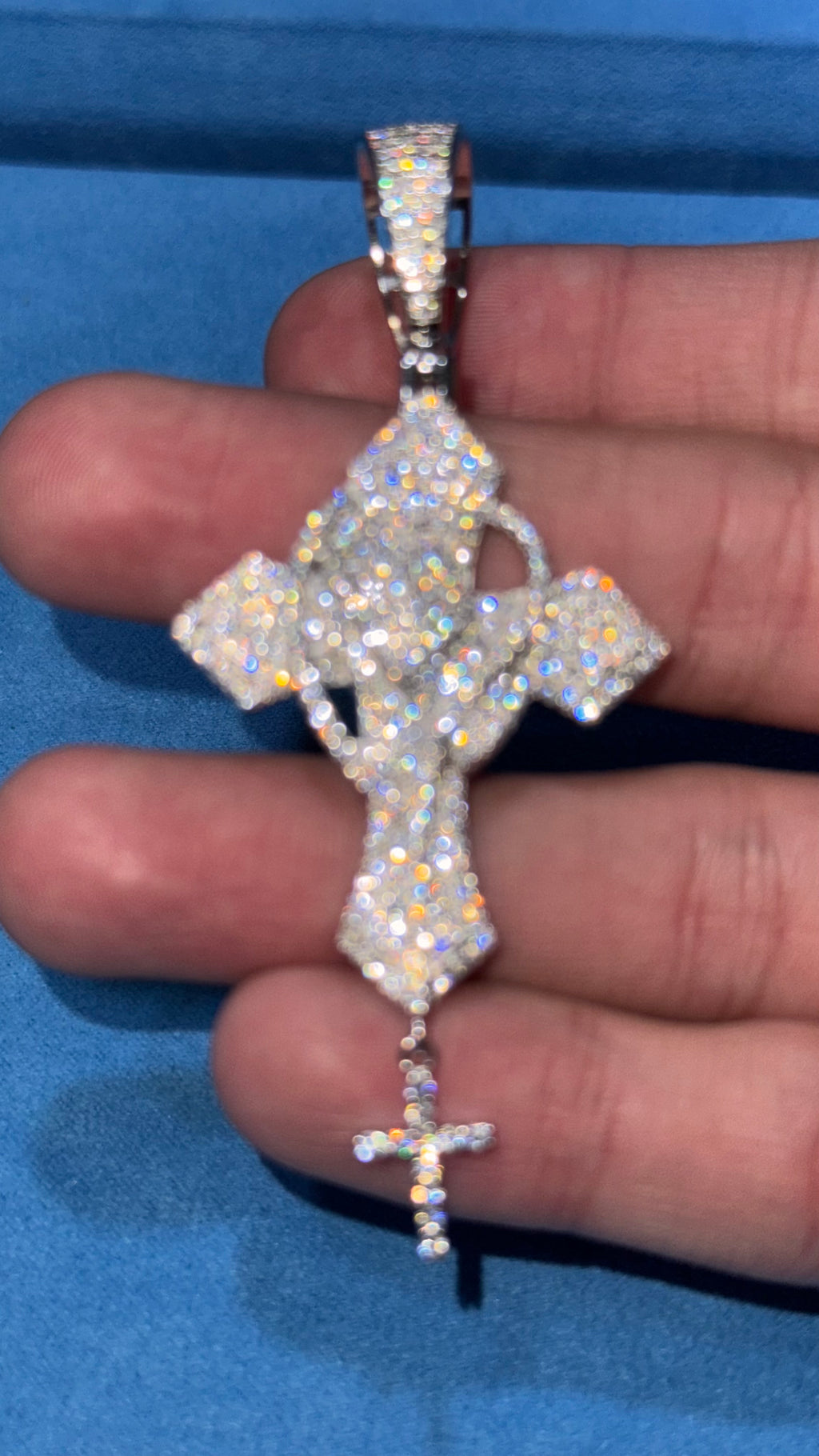 Dije Cruz Moissanita Plata.925