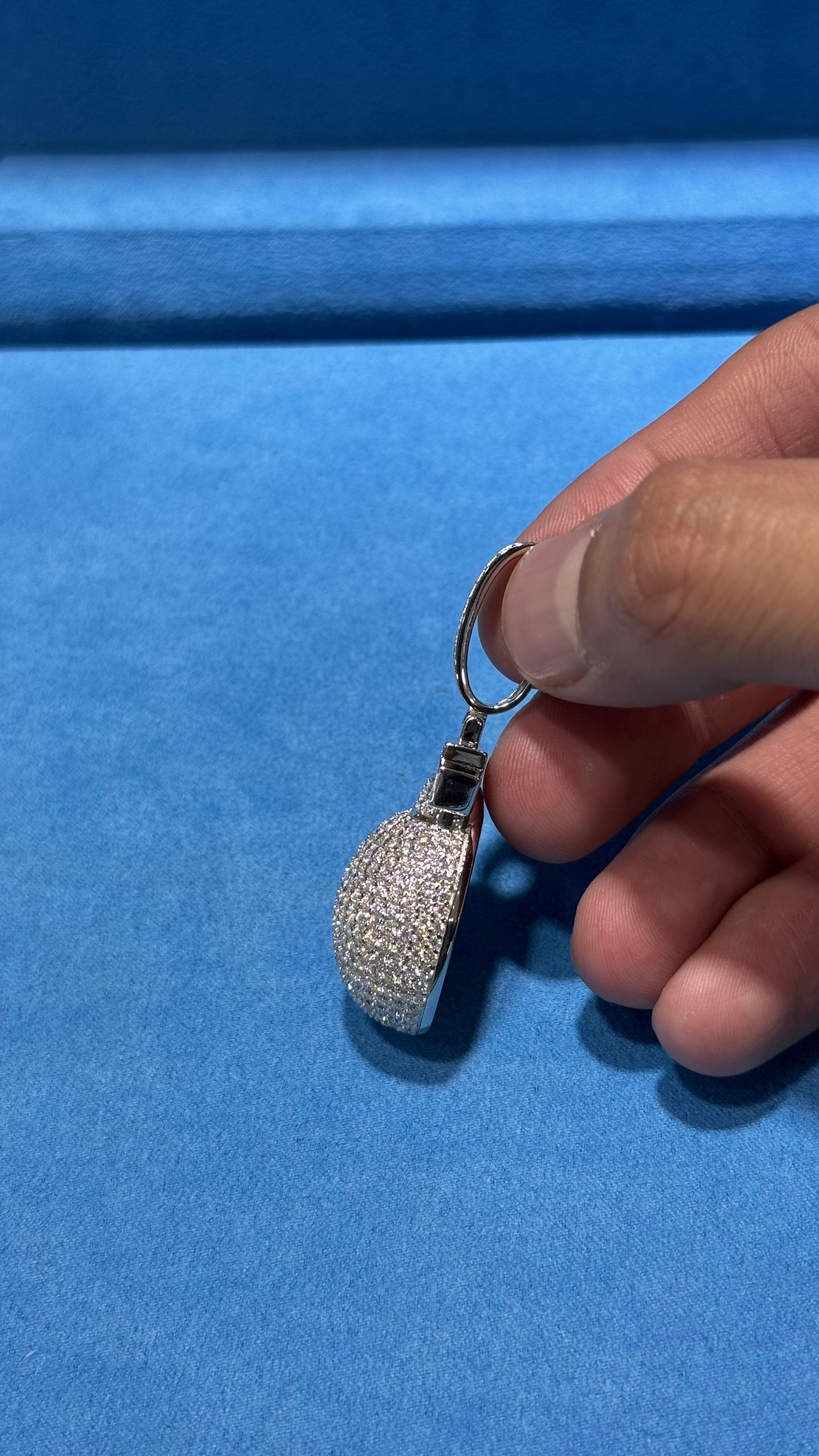 Dije Granada Moissanita Plata.925