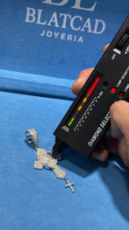 Dije Cruz Moissanita Plata.925