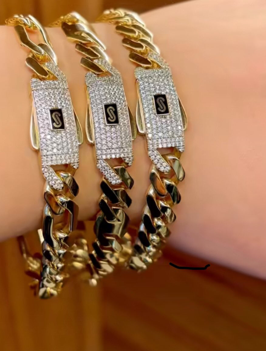 Golden pulse 🥶🍯