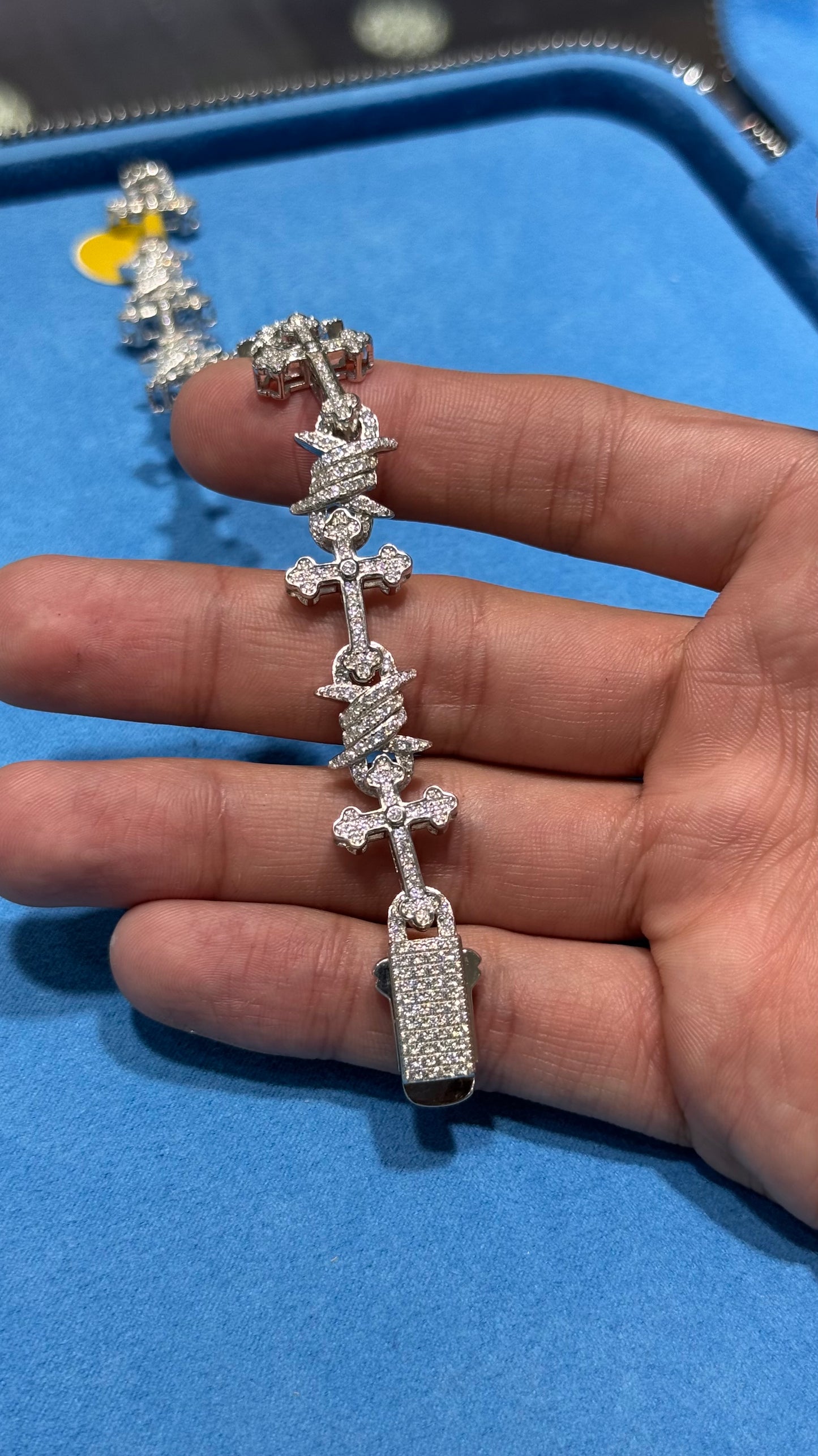 Pulso CrucSpin Moissanita Plata.925