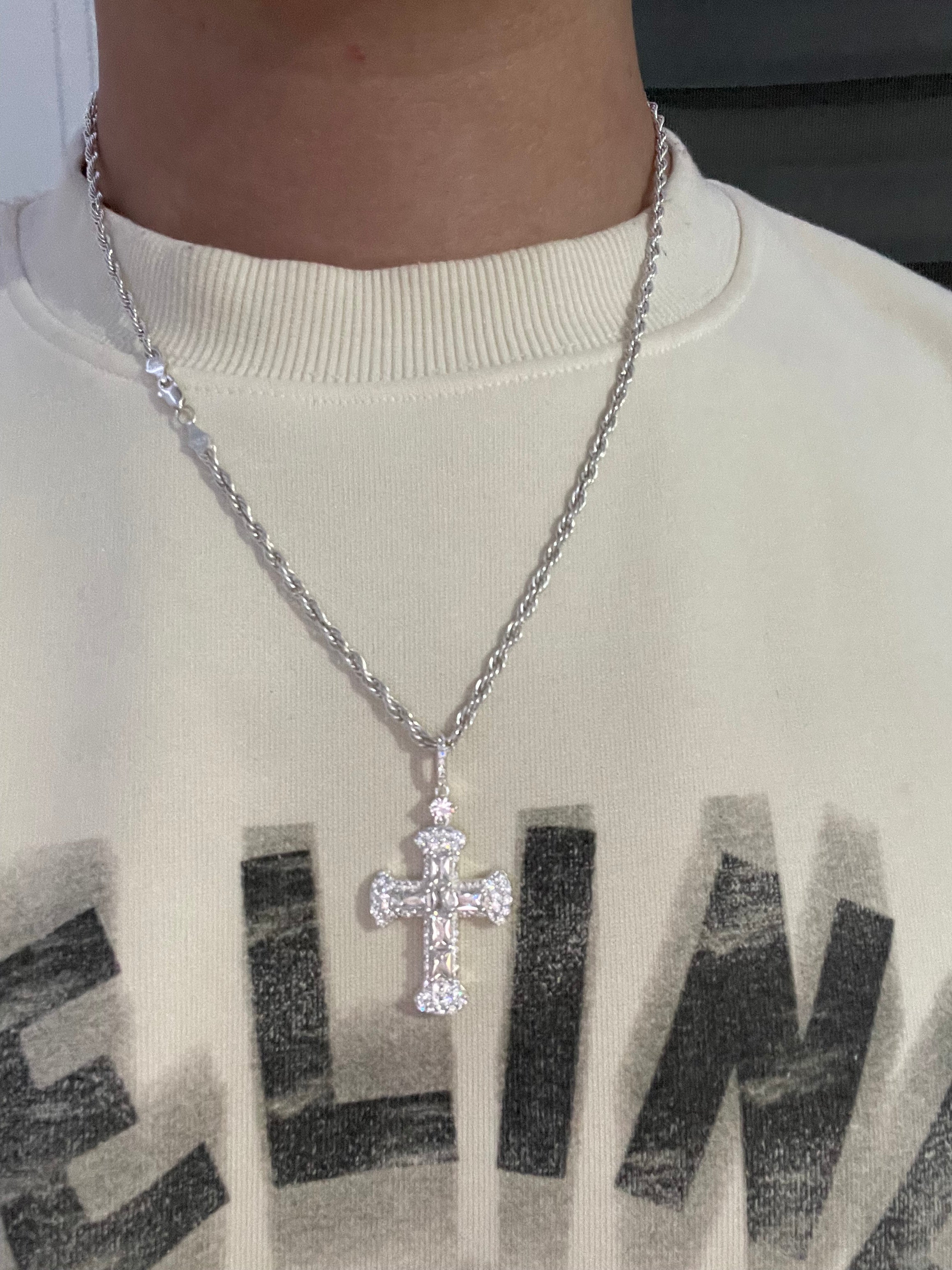 Twist And Cross Pendant Silver.925