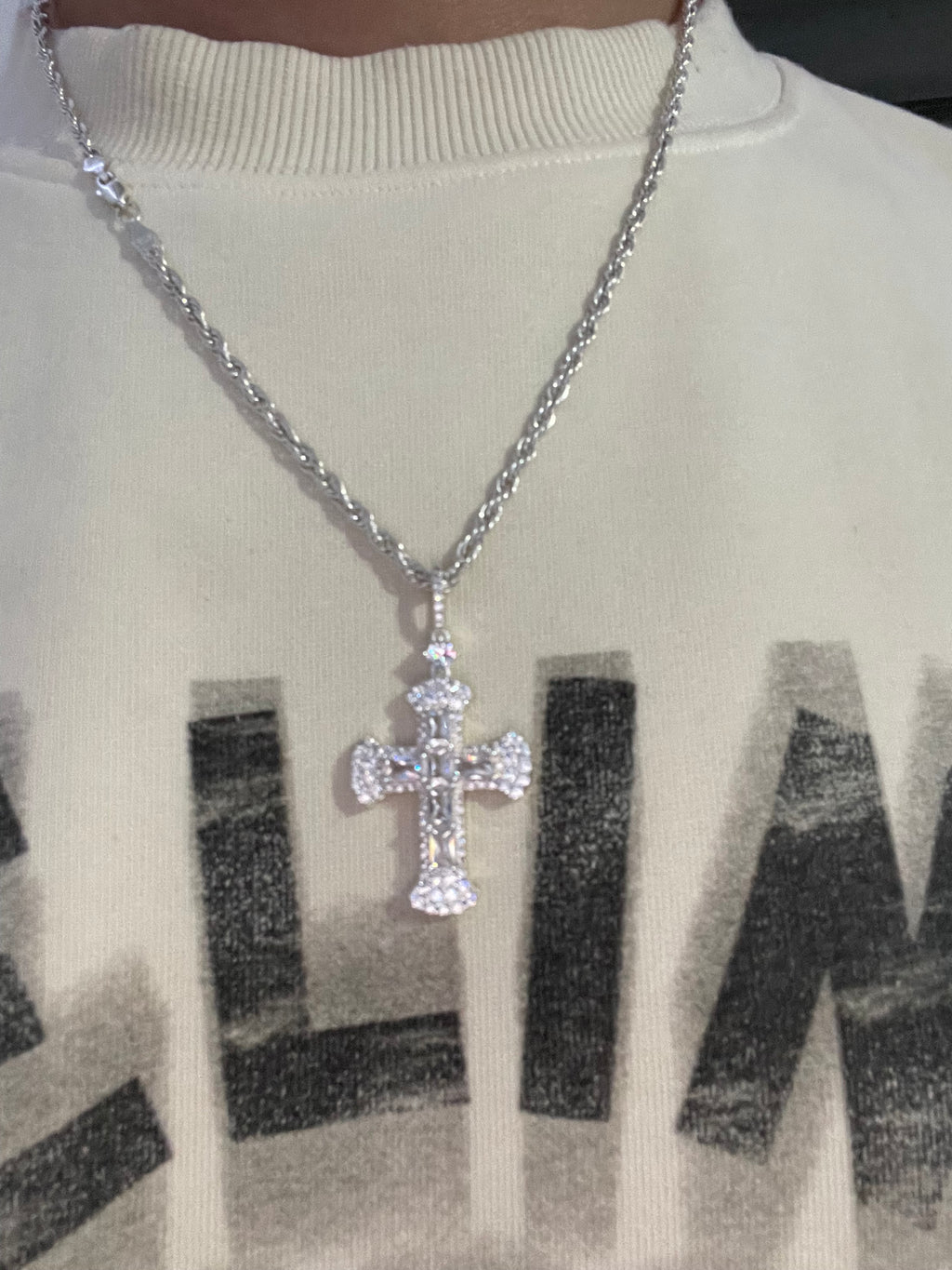Twist And Cross Pendant Silver.925