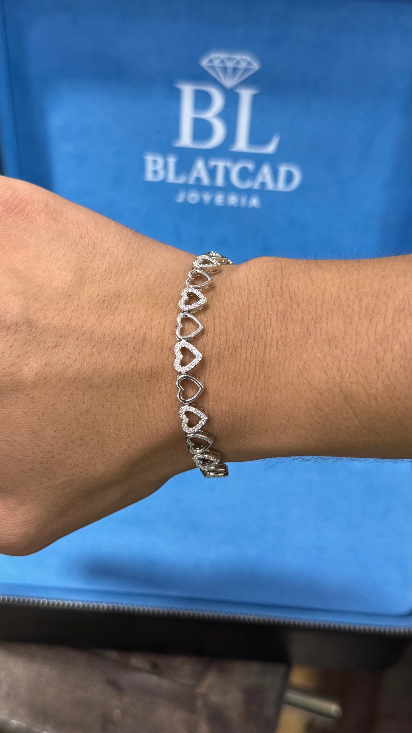 Pulso Corazones Moissanita Plata.925