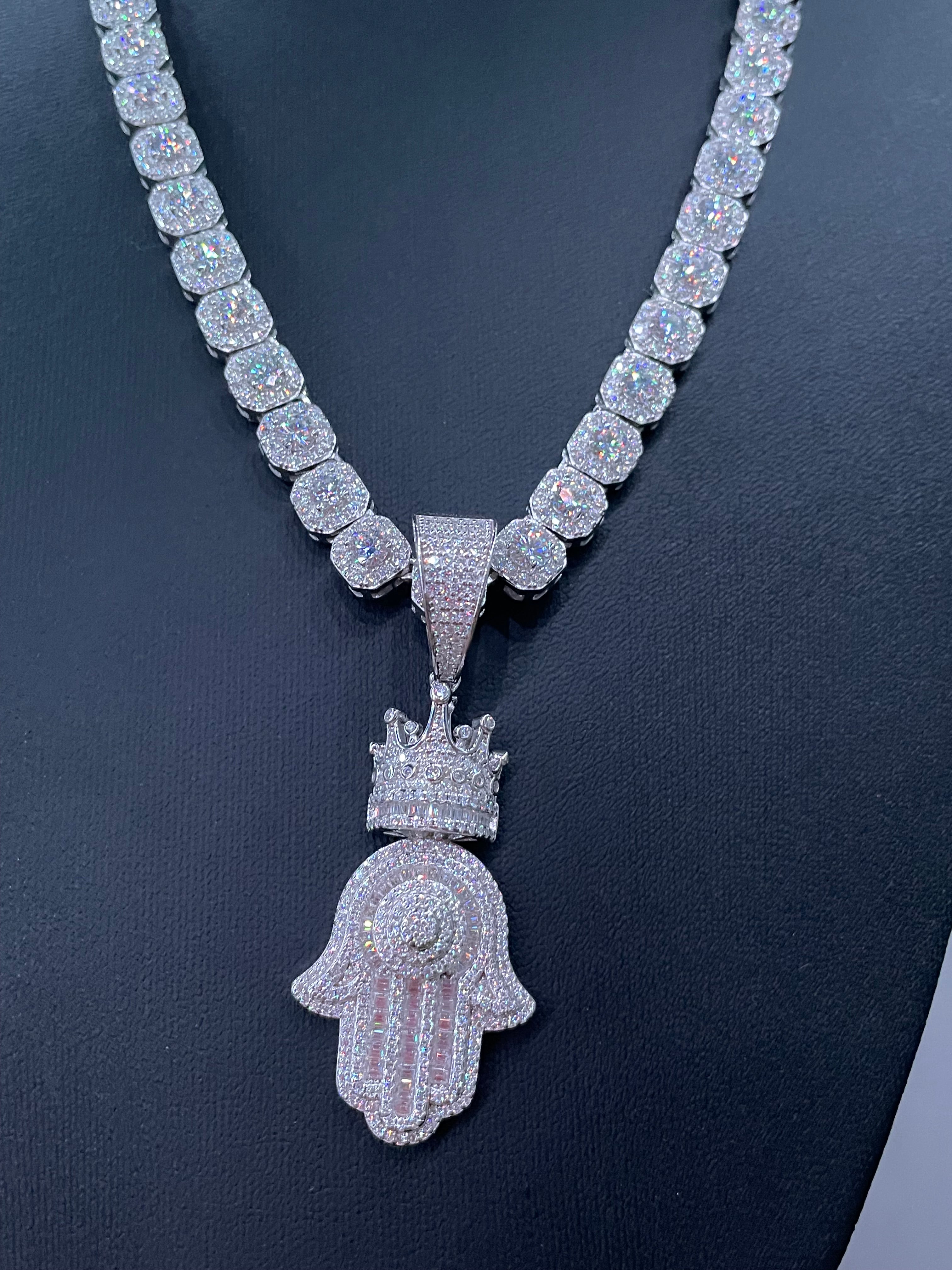 Dije Mano de Fátima 🪬 Moissanite