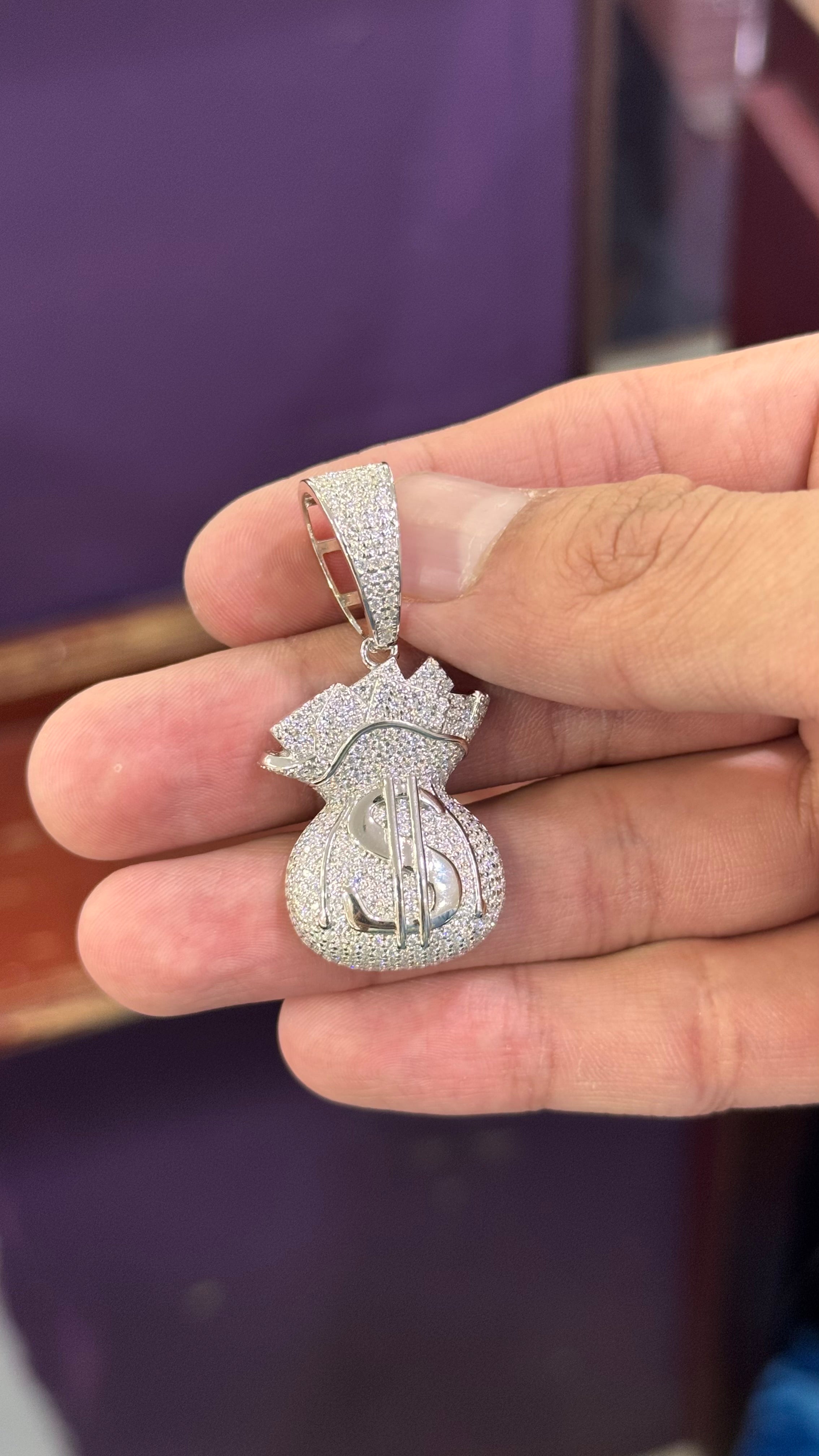 Dije Bolsa de Cash Moissanita Plata.925