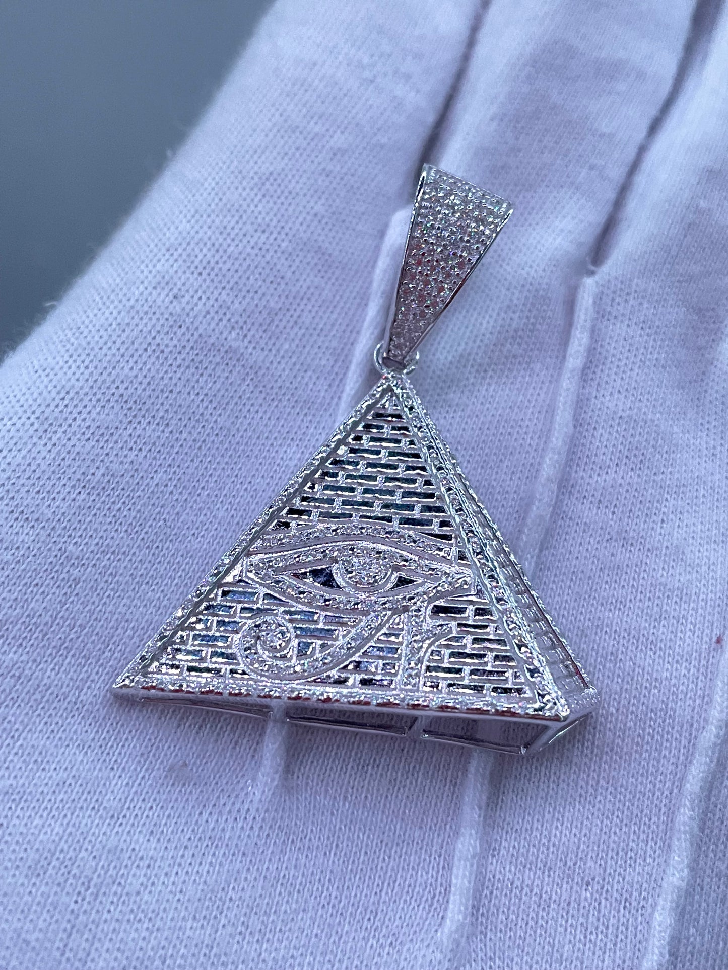 Dije Triangulo 👁️ Moissanite Vvs 1