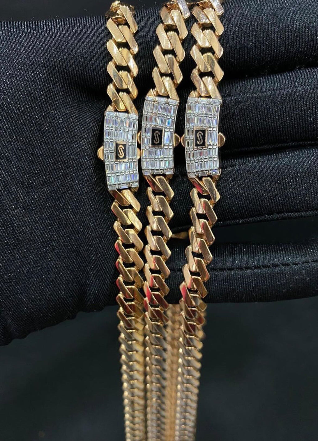 10k gold Miami chain